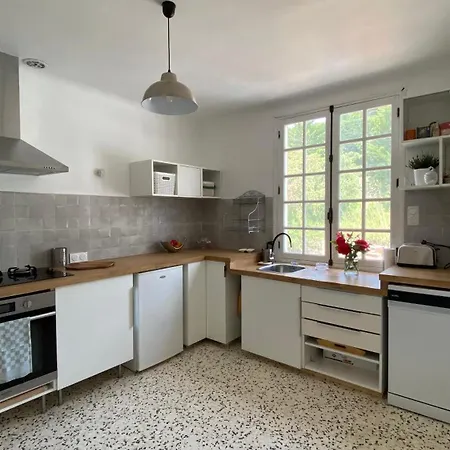 Au Coeur De La Provence, En Famille Ou Entre Amis